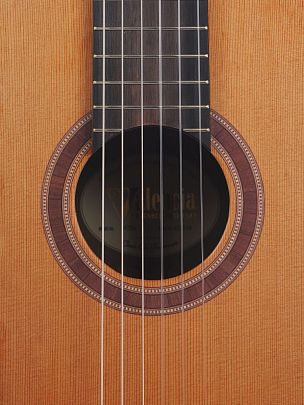 Valencia VC714