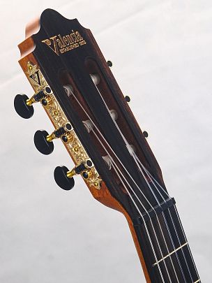 Valencia VC714